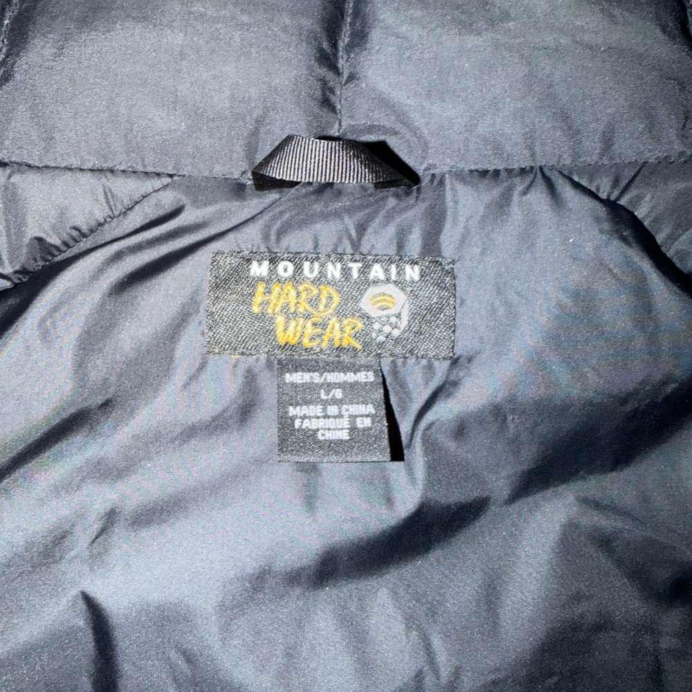 Mountain Hardwear Men’s Two-Tone Puffer Jacket - Picture 2 of 8